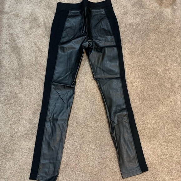 INC Sz6 black leather front and back with legging side pull on stretch leggings - Picture 2 of 6